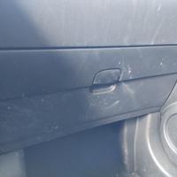 Cassetto portaoggetti NISSAN QASHQAI del 2009