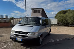 Furgone camperizzato passo lungo autocaravan.