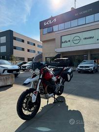 Moto Guzzi V85 TT COME NUOVA