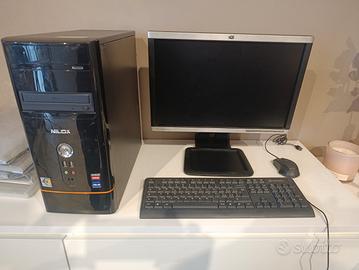 Computer fisso con Windows 10