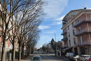 Comodo monolocale arredato vicino al centro di RE