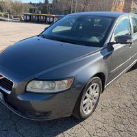 VOLVO V50 1.6 D cat Summum senza nessun lavoro d