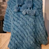 poncho/mantella 
