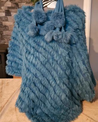 poncho/mantella 
