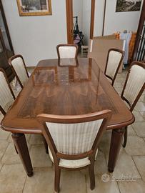 Tavolo classico anni ’70 in legno intarsiato 180x1