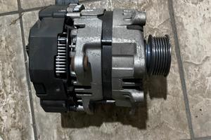 Alternatore VW Golf 3 cilindiri