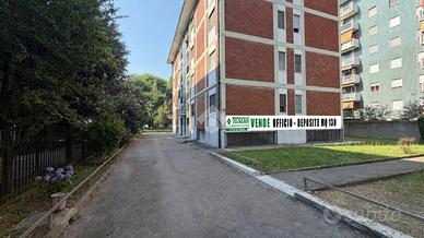 DEPOSITO A NOVATE MILANESE