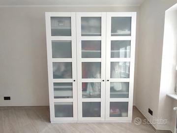 Armadio IKEA PAX 3 con ante in vetro satinato