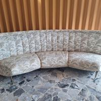 Divano da salotto con poltroncine