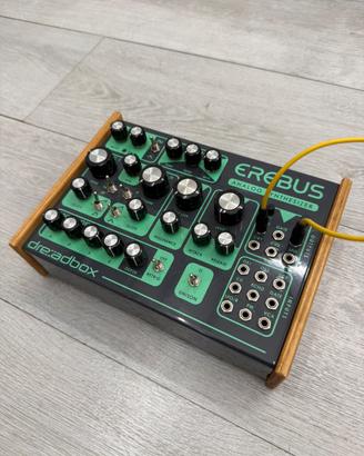 Sintetizzatore Dreadbox  Erebus analogico V2