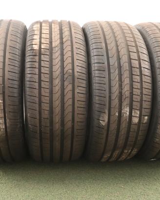 Gomme Pirelli Scorpion verde 255 45 20 estate