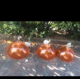 Lampadari arancione in plastica