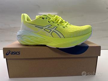 ASICS NOVABLAST 4