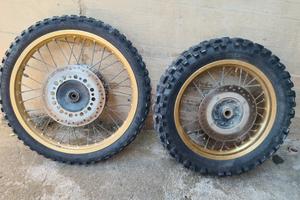 COPPIA RUOTE AFRICA TWIN RD04 RD07