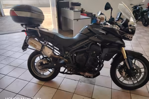 Triumph Tiger 800