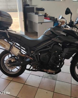 Triumph Tiger 800