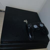 Ps4 Pro 1 TB + 4 giochi e un controller originale
