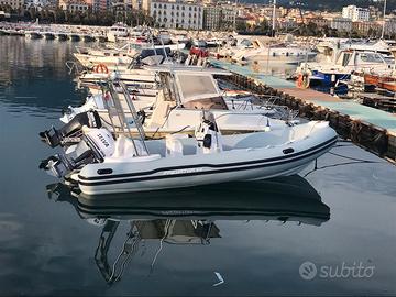 Gommone Predator pari al nuovo senza patente