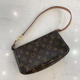 Louis Vuitton Pochette Accessoies