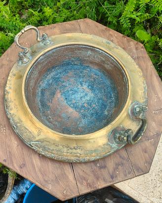 Braciere antico-portabraciere ottagonale in legno.