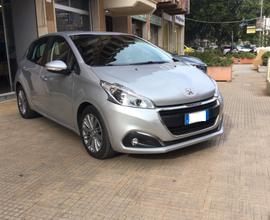 Peugeot 208 BlueHDi 75 5 porte Allure