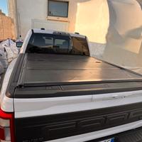 Copertura cassone ford f 150 dodge ram danneggiata
