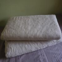 due cuscini di lana merino nuovi 