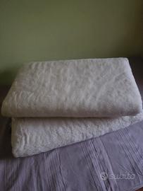 due cuscini di lana merino nuovi 