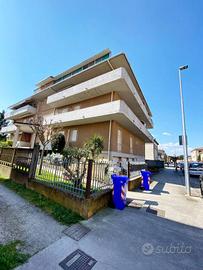 Appartamento di 108 m² con 5 locali e box auto a T