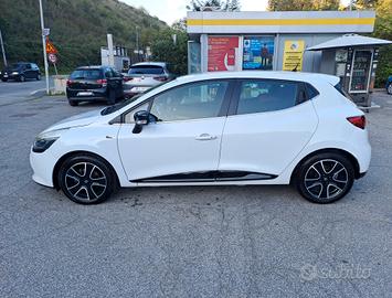 Renault Clio allestimento Duel