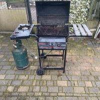 Barbecue a gas