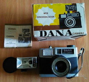 Macchina fotografica Dana 120 vintage