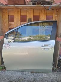 Porta sportello portellone Toyota Yaris (012/019)