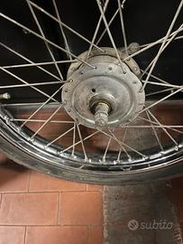 cerchioni e gomme 2,5 × 16