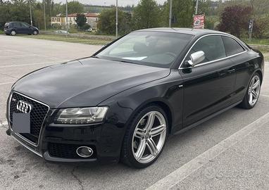 Audi A5 S-Line 2.0tdi quattro