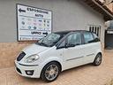lancia-musa-bicolore-gpl-adatta-a-neopatentati