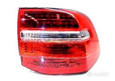 FANALE POSTERIORE PORSCHE CAYENNE 2007 A 2010