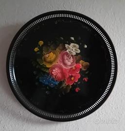 Vassoio Nashco toleware con fiori dipinti a mano