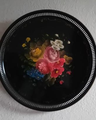Vassoio Nashco toleware con fiori dipinti a mano