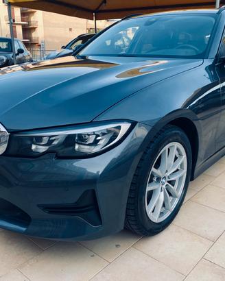 Bmw 320d Touring Business Advantage - CAMBIO AUTOM