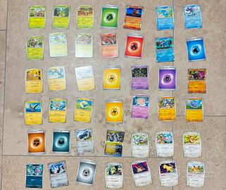 carte pokemon di vario tipo