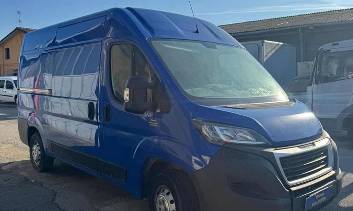 0421 FURGONE PEUGEOT 2019 - FUSO