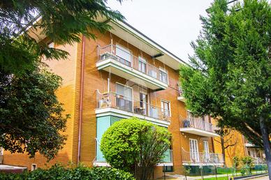 2 LOCALI A GARBAGNATE MILANESE