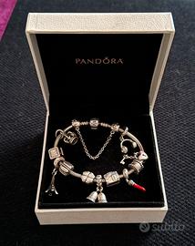 Bracciale con charms in argento 925 Pandora