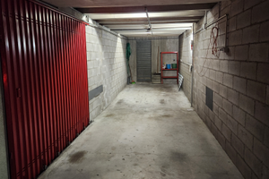 Doppio box auto in centro a Trieste