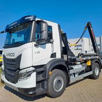 IVECO AD200X34 ON PLUS