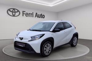 TOYOTA Aygo x 1.0 active 72cv s-cvt