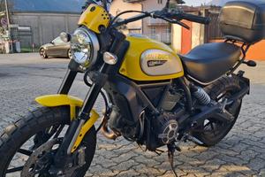 Ducati Scarmbler Icon 800