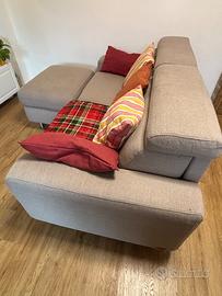 Divano letto con pouf contenitore