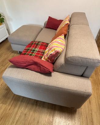 Divano letto con pouf contenitore